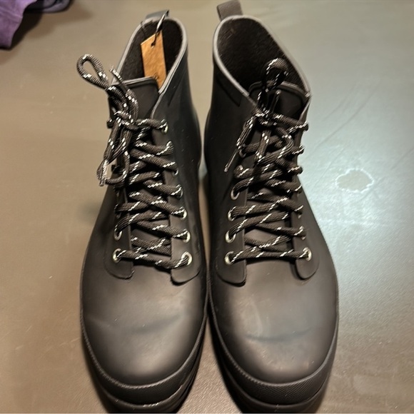 chooka Shoes - NWT Chooka Black Women's Lace-Up Winter Boots